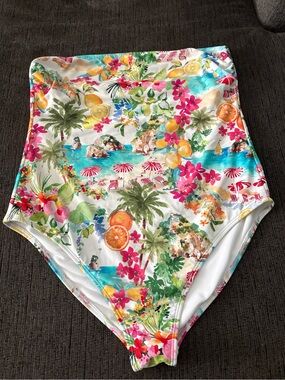 Shade & Shore White Lined Tropical Print Swim Bottom